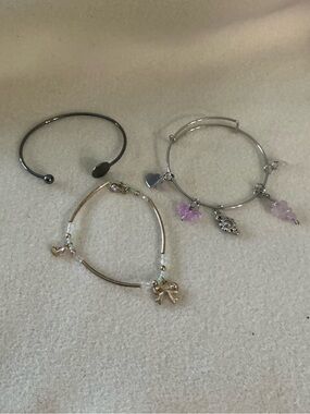 Delicate Pink Charm Bangle Bracelet Set - Women Jewelry